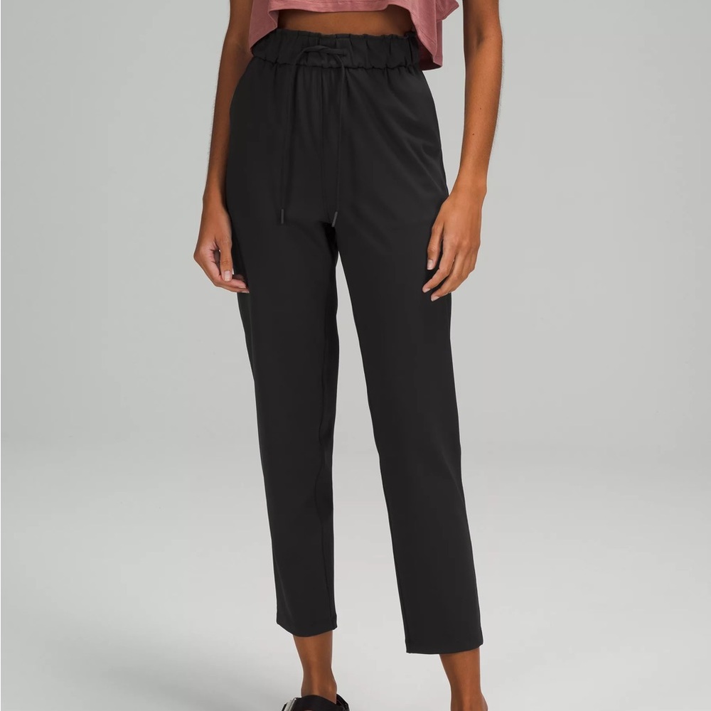 NWT Lululemon Stretch High-Rise 7/8 Pant BLK 16